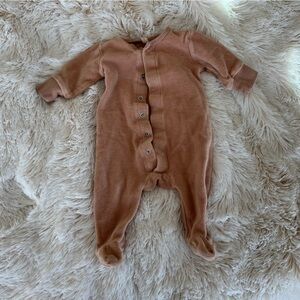 Quincy Mae Velour Snap Suit NB